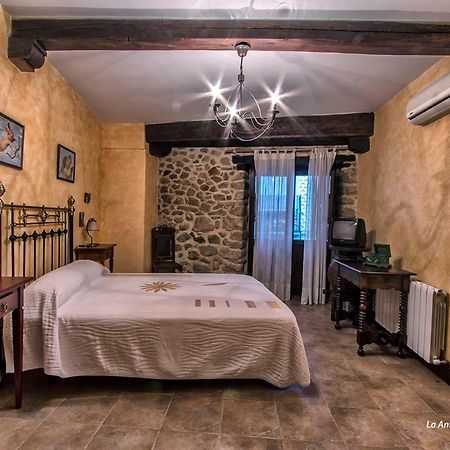 Hostal La Antigua Botica Pasarón Exterior foto